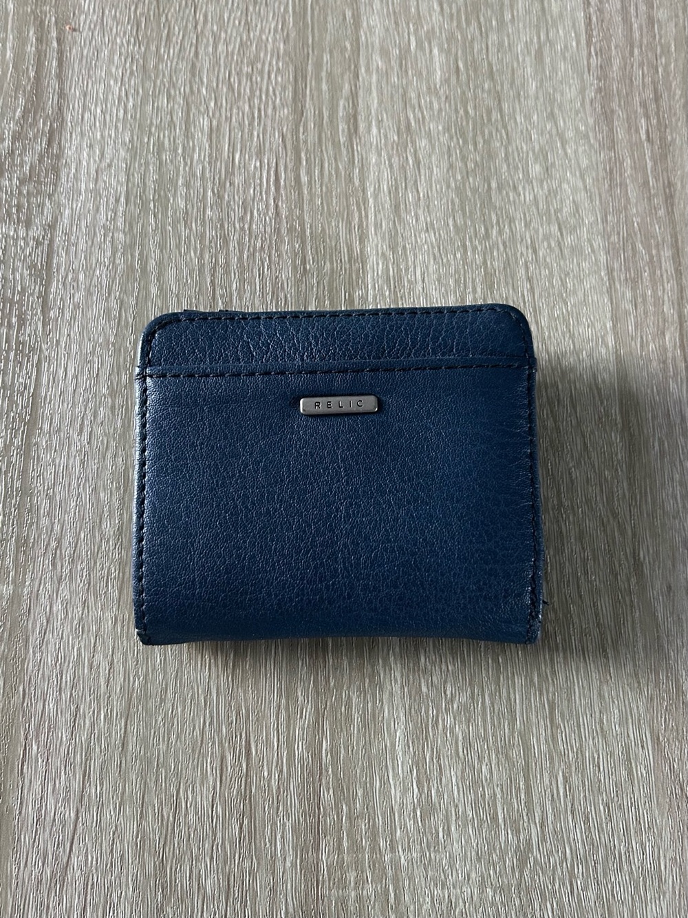 PREOWNED … RELIC ID / Card Holder / Wallet
